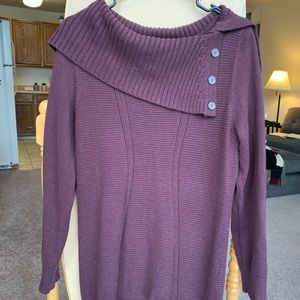 Long maroon sweater